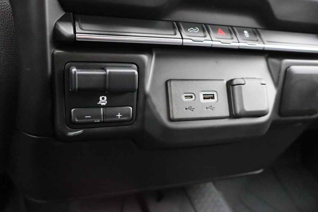 Used 2021 Chevrolet Silverado 1500 Custom image 11