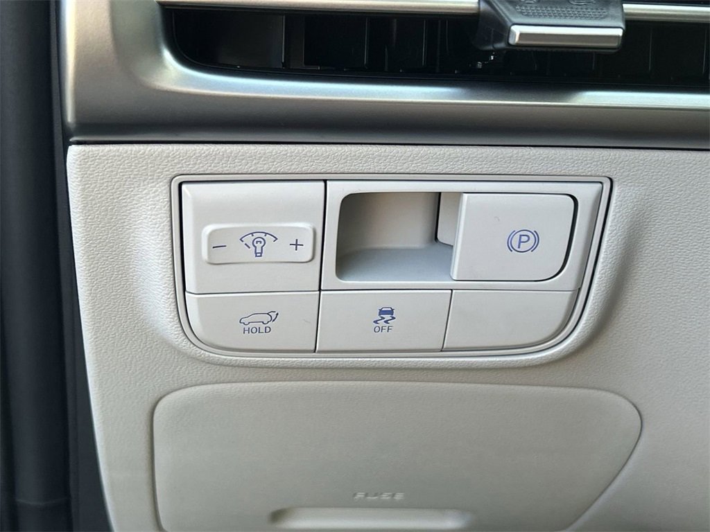 New 2026 Hyundai Tucson Limited image 26