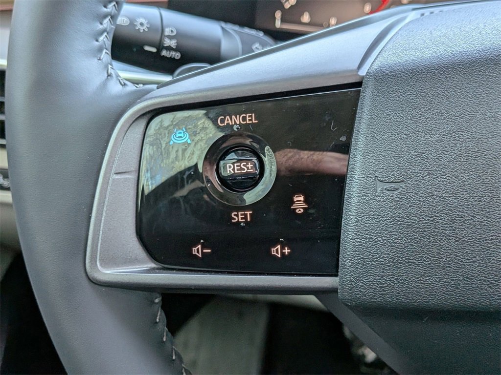 Used 2025 Nissan Murano Platinum image 14