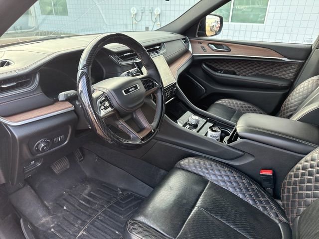 Used 2021 Jeep Grand Cherokee L Summit w/ Advanced Protech Group IV image 8