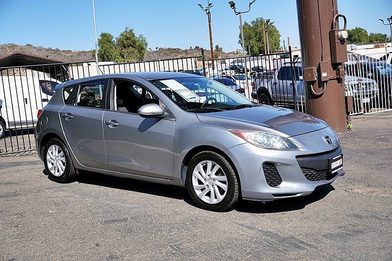 Used 2012 MAZDA MAZDA3 i Touring image 10