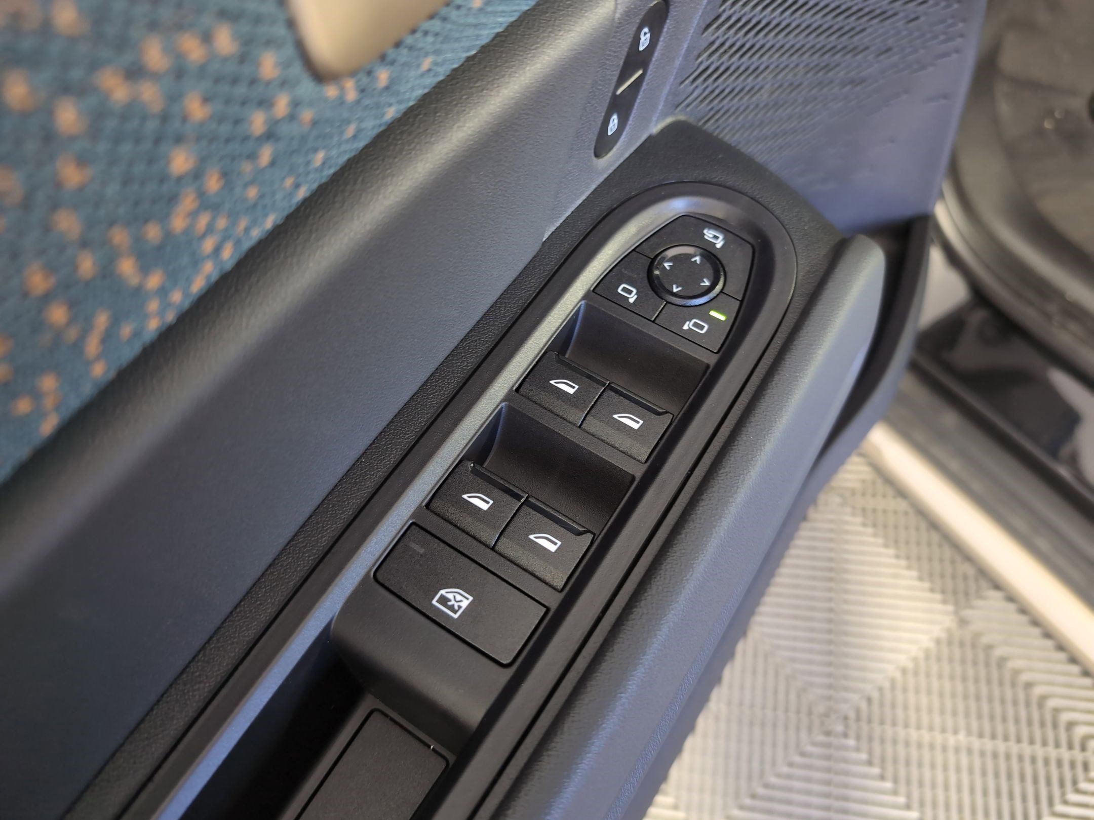 New 2025 MINI Cooper Countryman S image 9