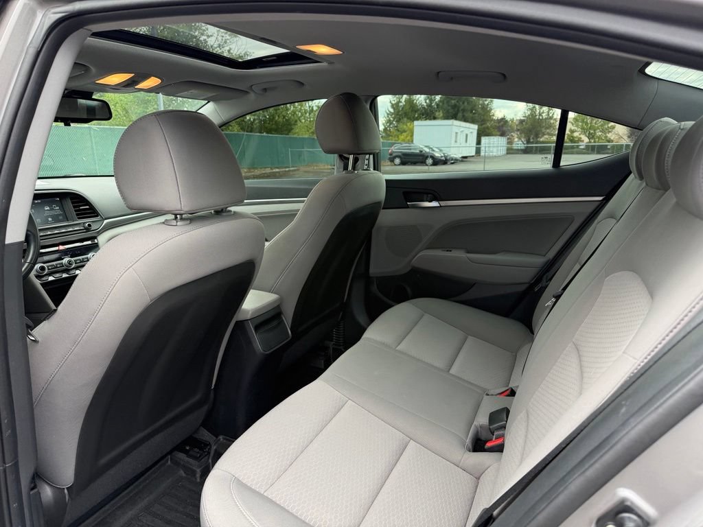 Used 2020 Hyundai Elantra Value Edition FWD image 21