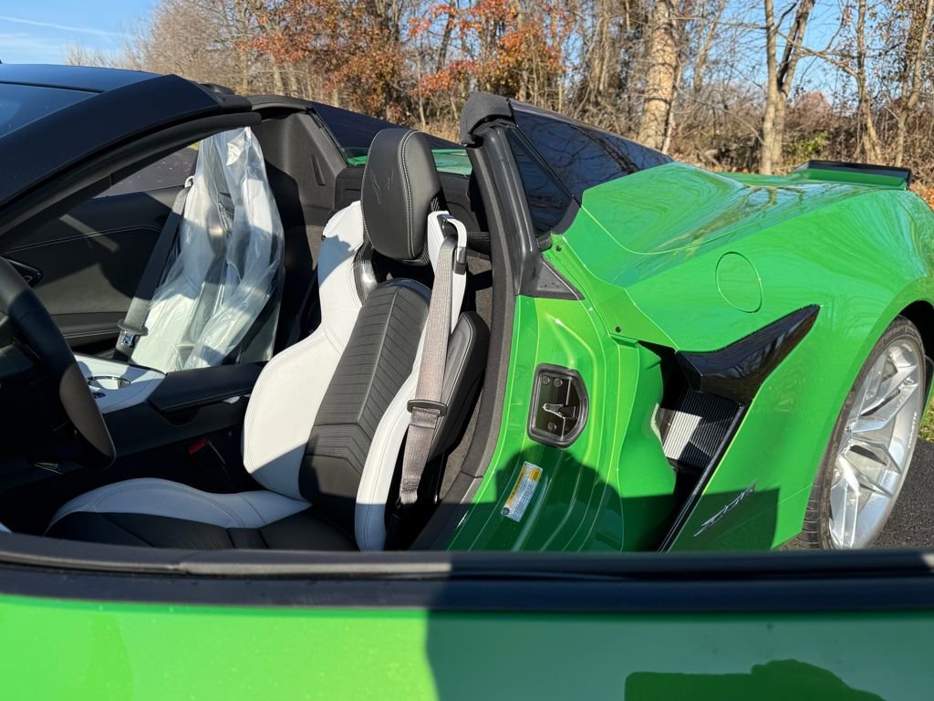 New 2026 Chevrolet Corvette Z06 w/ Stealth Interior Trim Package image 12