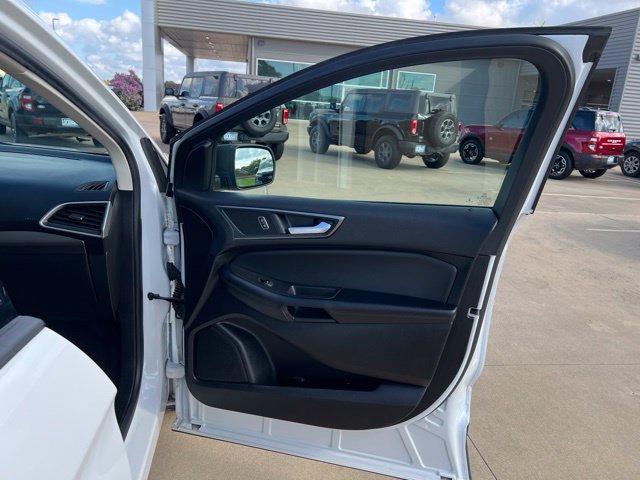 Used 2022 Ford Edge SE AWD/4WD image 19