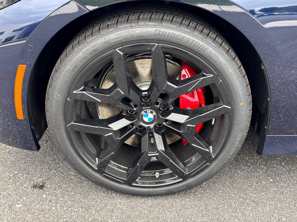 New 2026 BMW 330i xDrive Sedan w/ M Sport Package AWD/4WD image 8