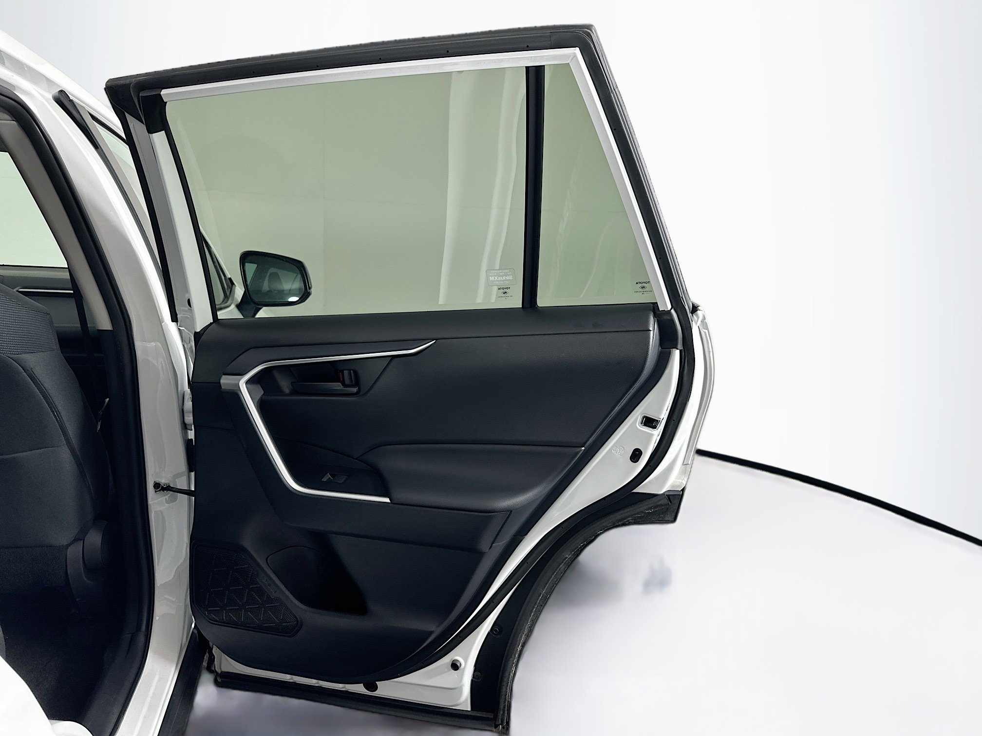 Used 2024 Toyota RAV4 LE image 29