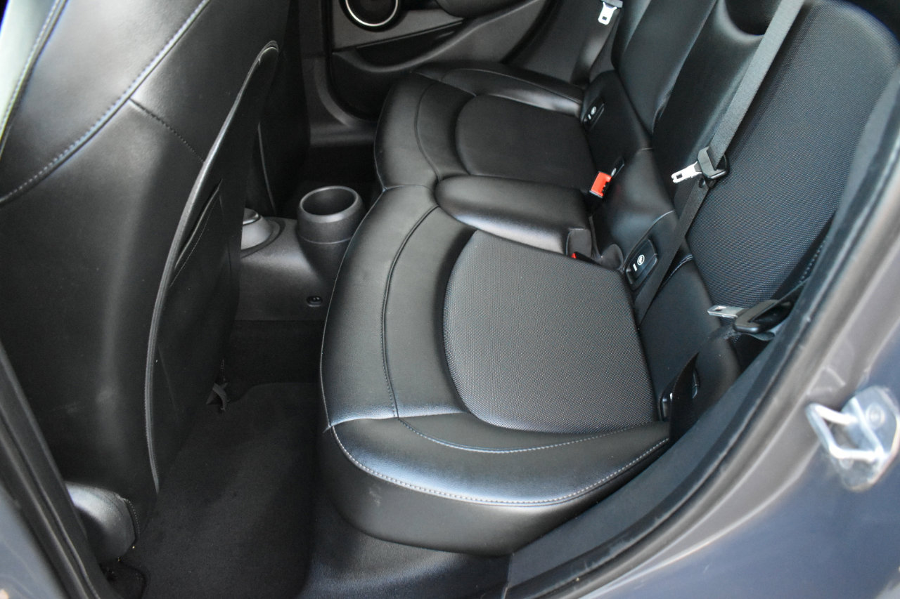 Used 2015 MINI Cooper S image 23