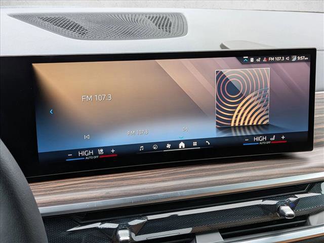 Certified 2025 BMW X5 xDrive40i w/ Parking Assistance Package image 13