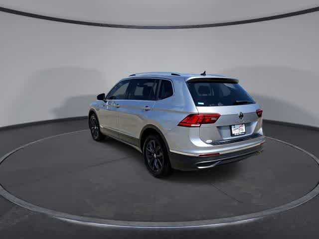 Used 2024 Volkswagen Tiguan SE FWD image 6