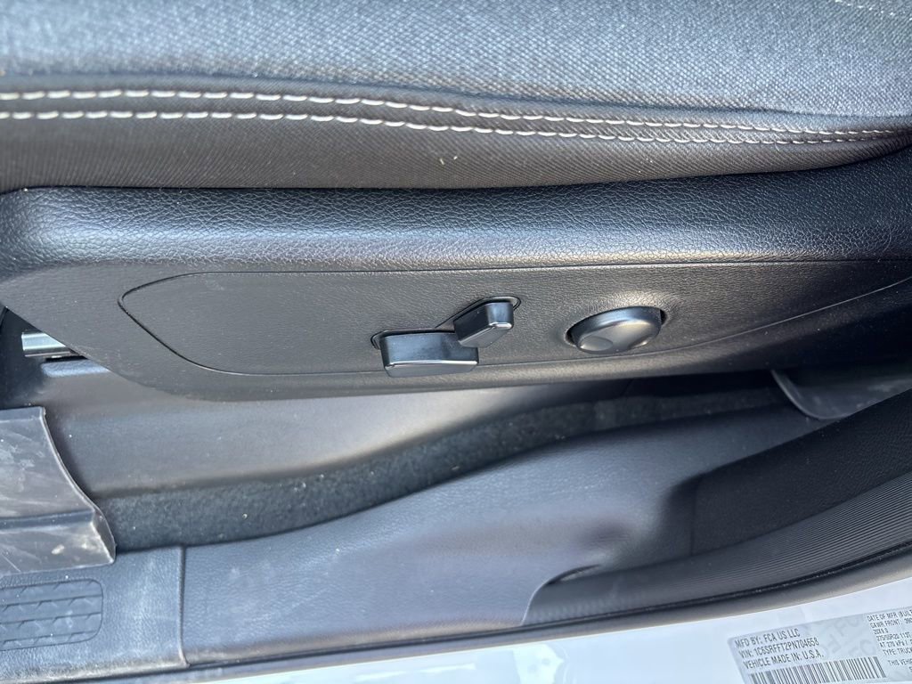 Used 2023 RAM 1500 Big Horn image 24