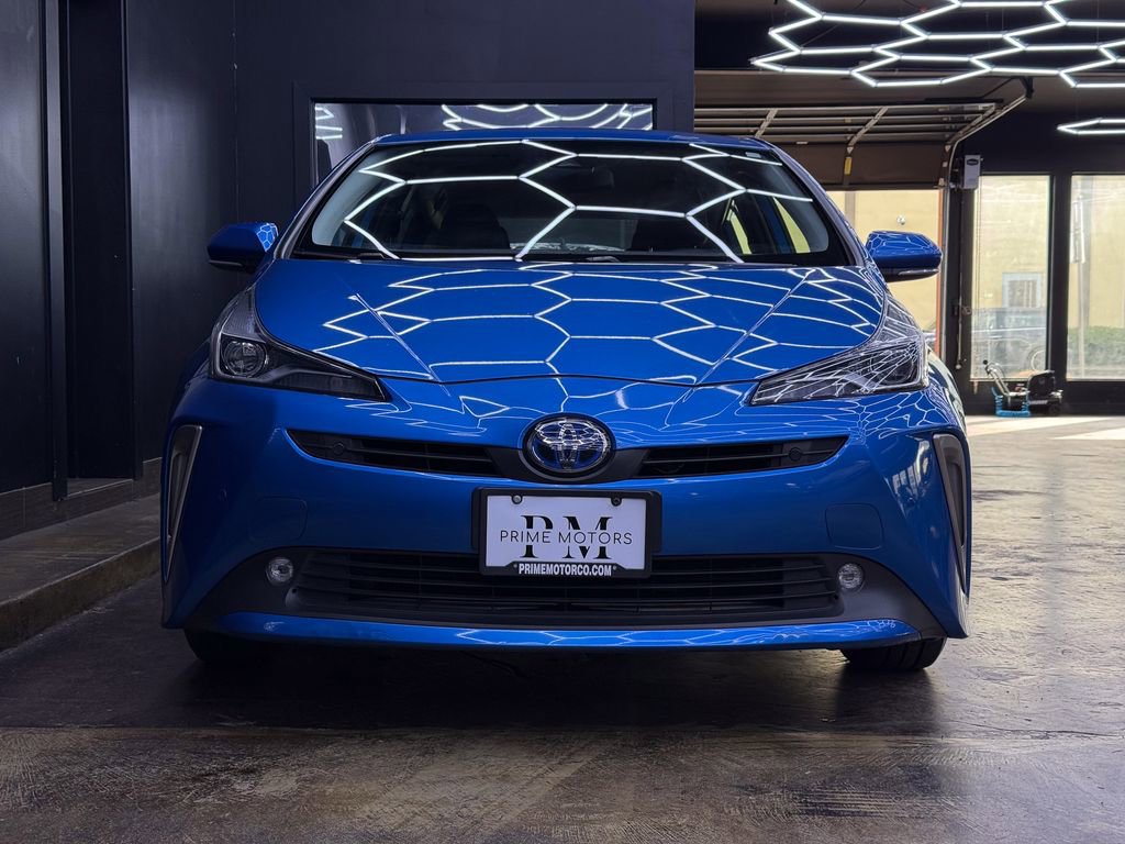 Used 2022 Toyota Prius LE image 2