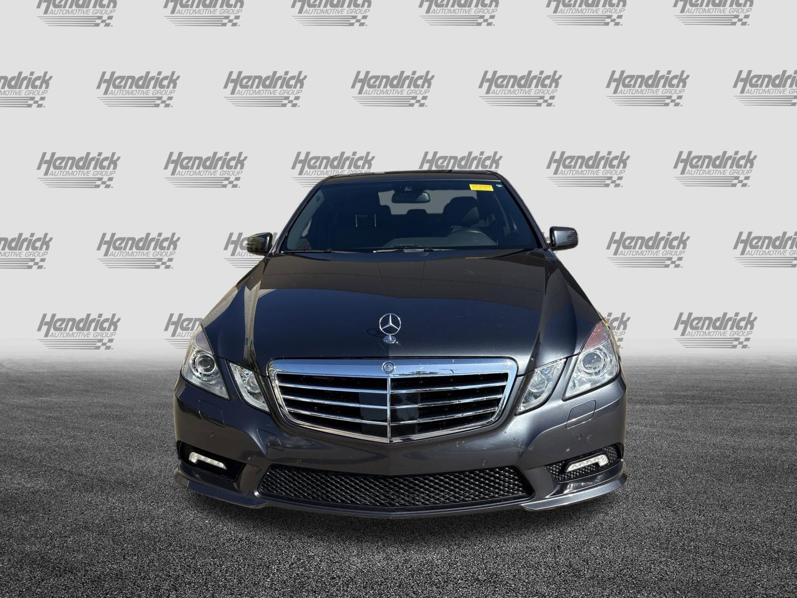 Used 2011 Mercedes-Benz E 350 BlueTEC Sedan image 3