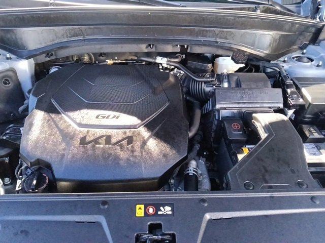 Used 2023 Kia Telluride LX image 37