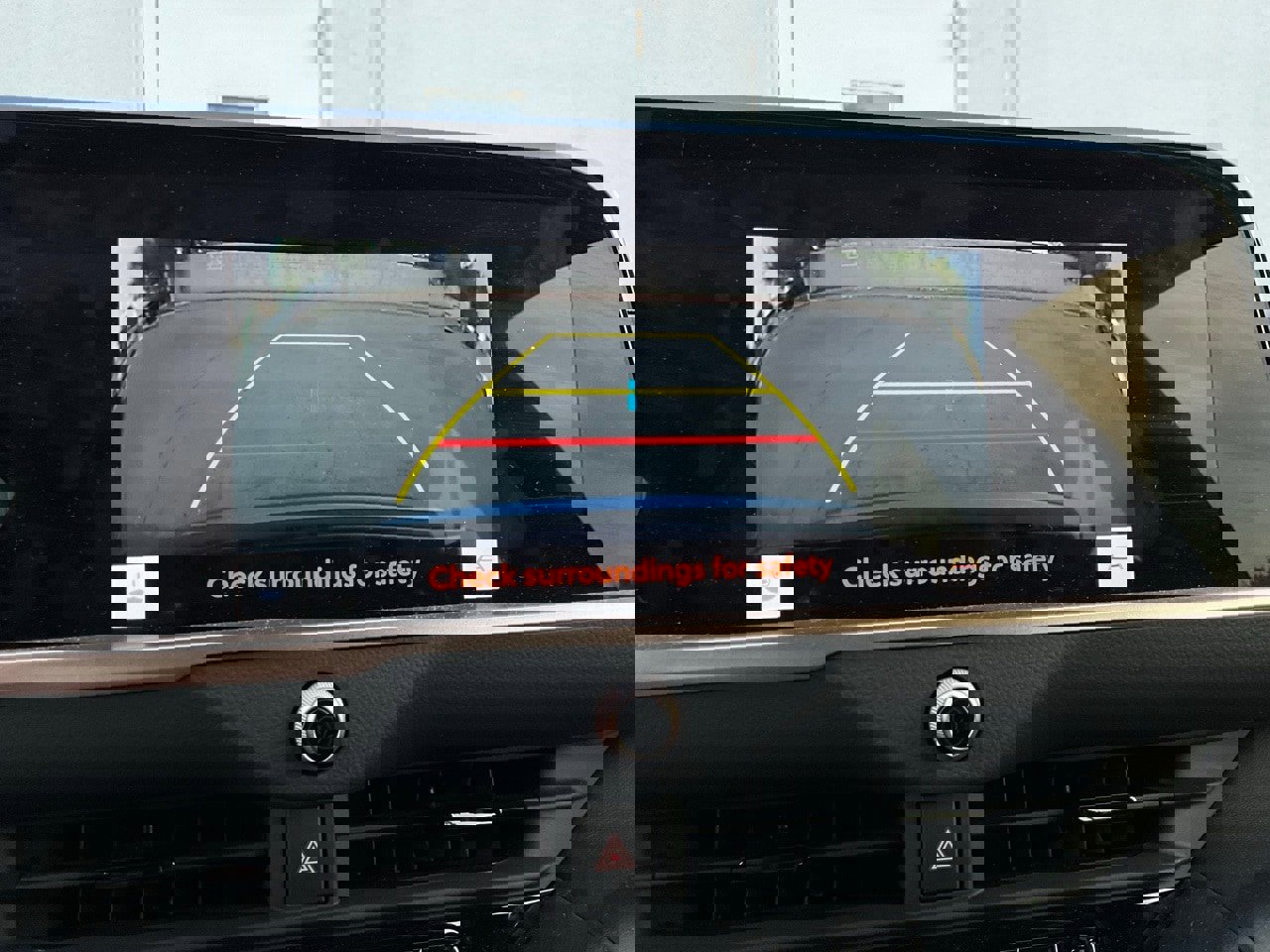 Used 2025 Toyota Crown XLE image 27