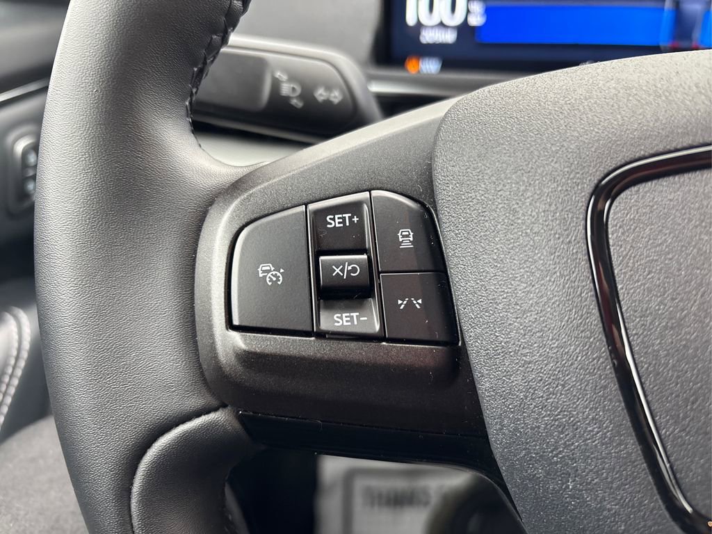 Used 2022 Ford Mustang Mach-E Select image 33