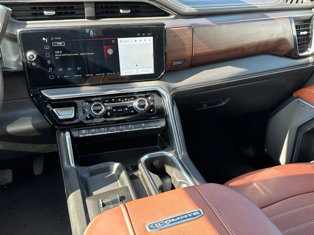 Used 2024 GMC Sierra 3500 Denali Ultimate image 12