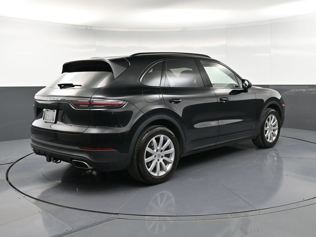 Certified 2023 Porsche Cayenne AWD/4WD image 8