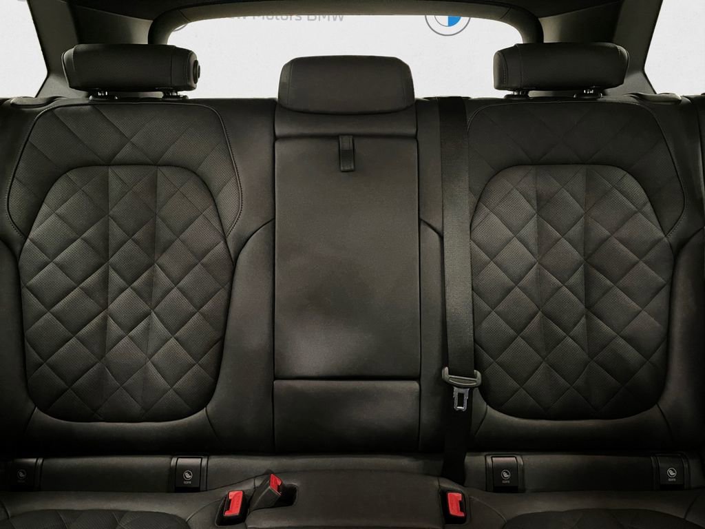 Used 2025 BMW X5 xDrive50e w/ Parking Assistance Package image 13