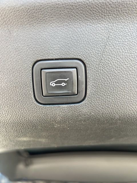 Used 2023 Cadillac Escalade ESV Premium Luxury image 26