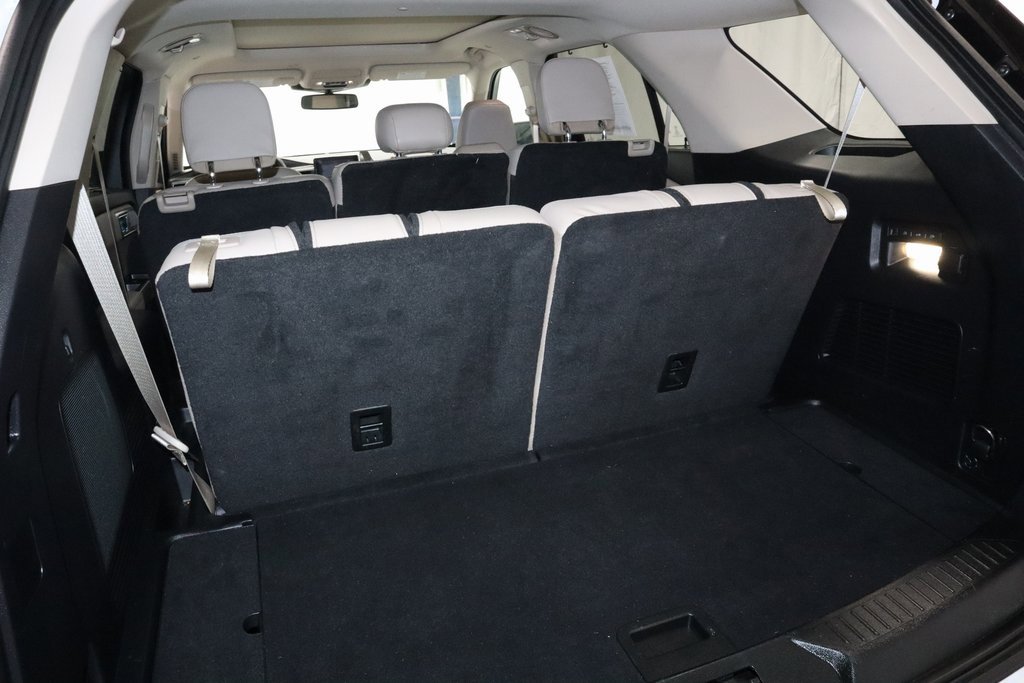 Certified 2022 Ford Explorer Limited w/ Hybrid Equipment Group 310A image 18