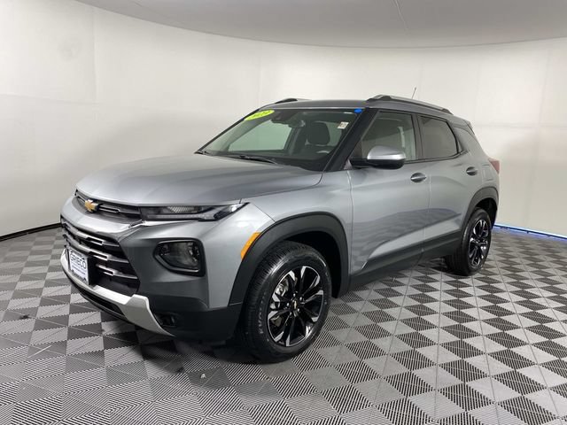 Used 2023 Chevrolet TrailBlazer LT w/ Convenience Package AWD/4WD image 4