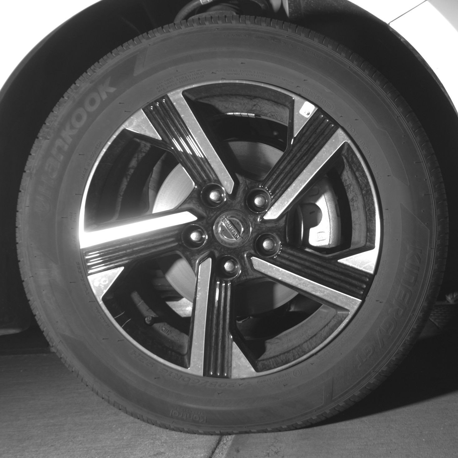 Used 2025 Nissan Sentra SV image 13