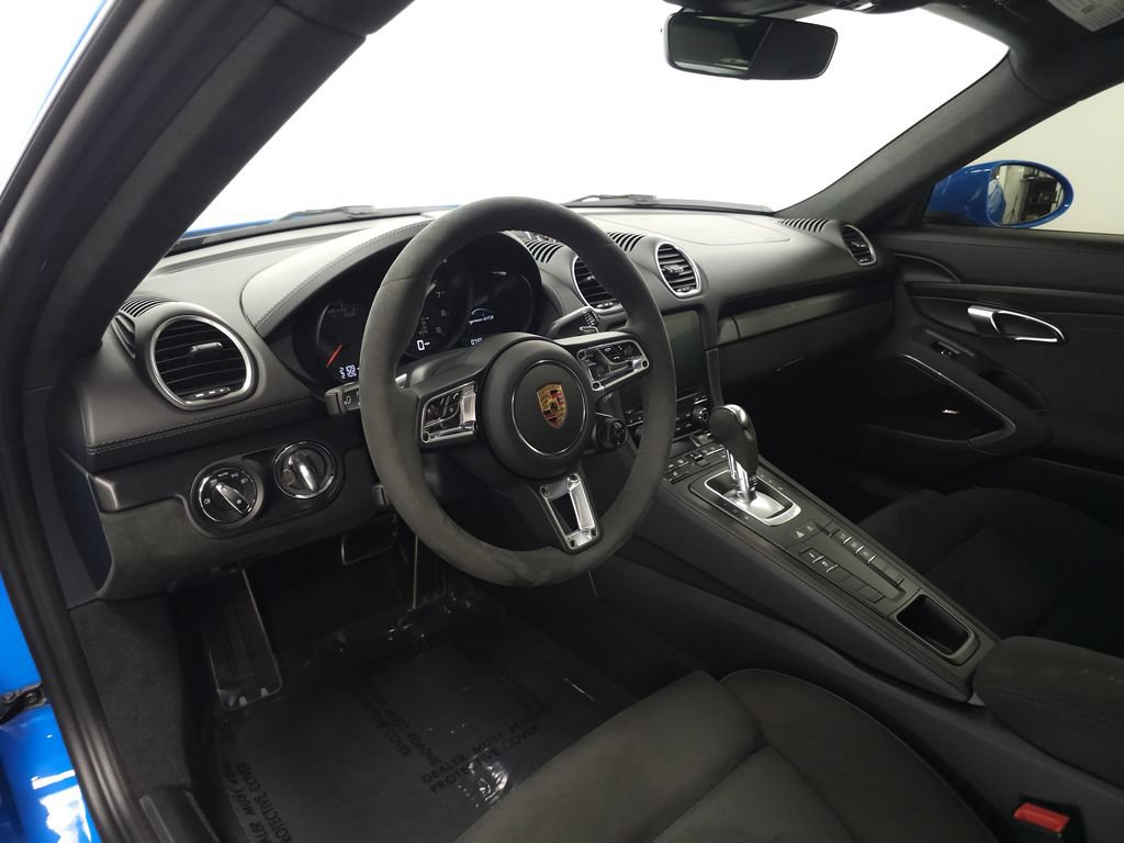 Used 2022 Porsche 718 Cayman GTS RWD image 8