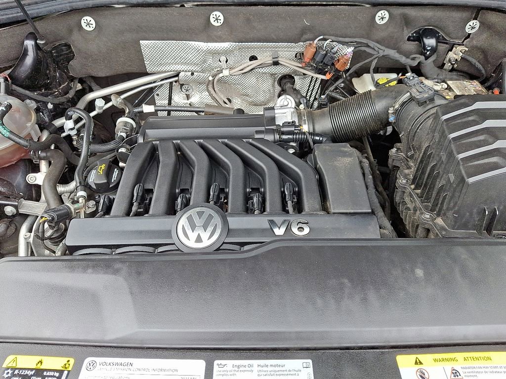 Used 2023 Volkswagen Atlas SEL R-Line AWD/4WD image 31