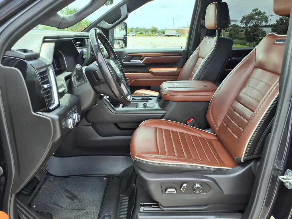 Used 2024 GMC Sierra 2500 Denali Ultimate AWD/4WD image 24