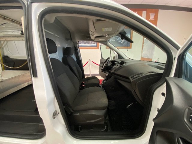 Used 2017 Ford Transit Connect XL FWD image 12