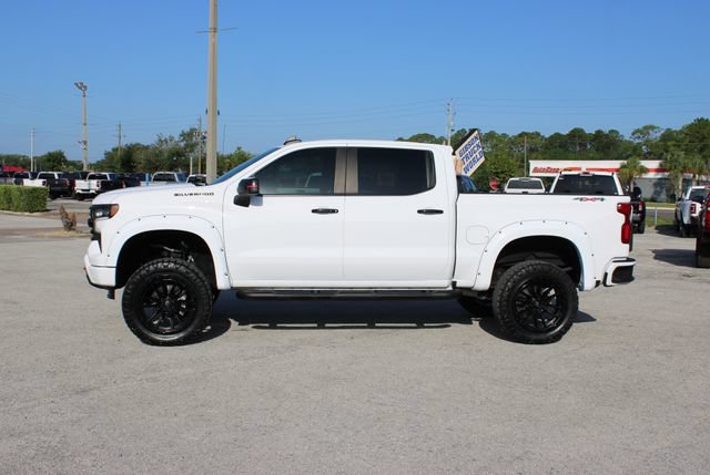 Used 2024 Chevrolet Silverado 1500 RST w/ Redline Edition AWD/4WD image 6
