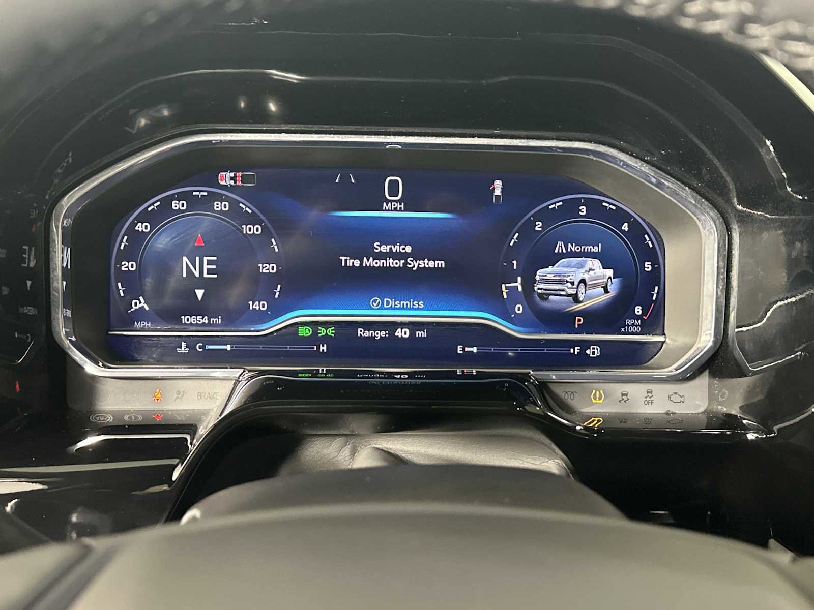 Used 2025 Chevrolet Silverado 1500 RST w/ Convenience Package II image 31