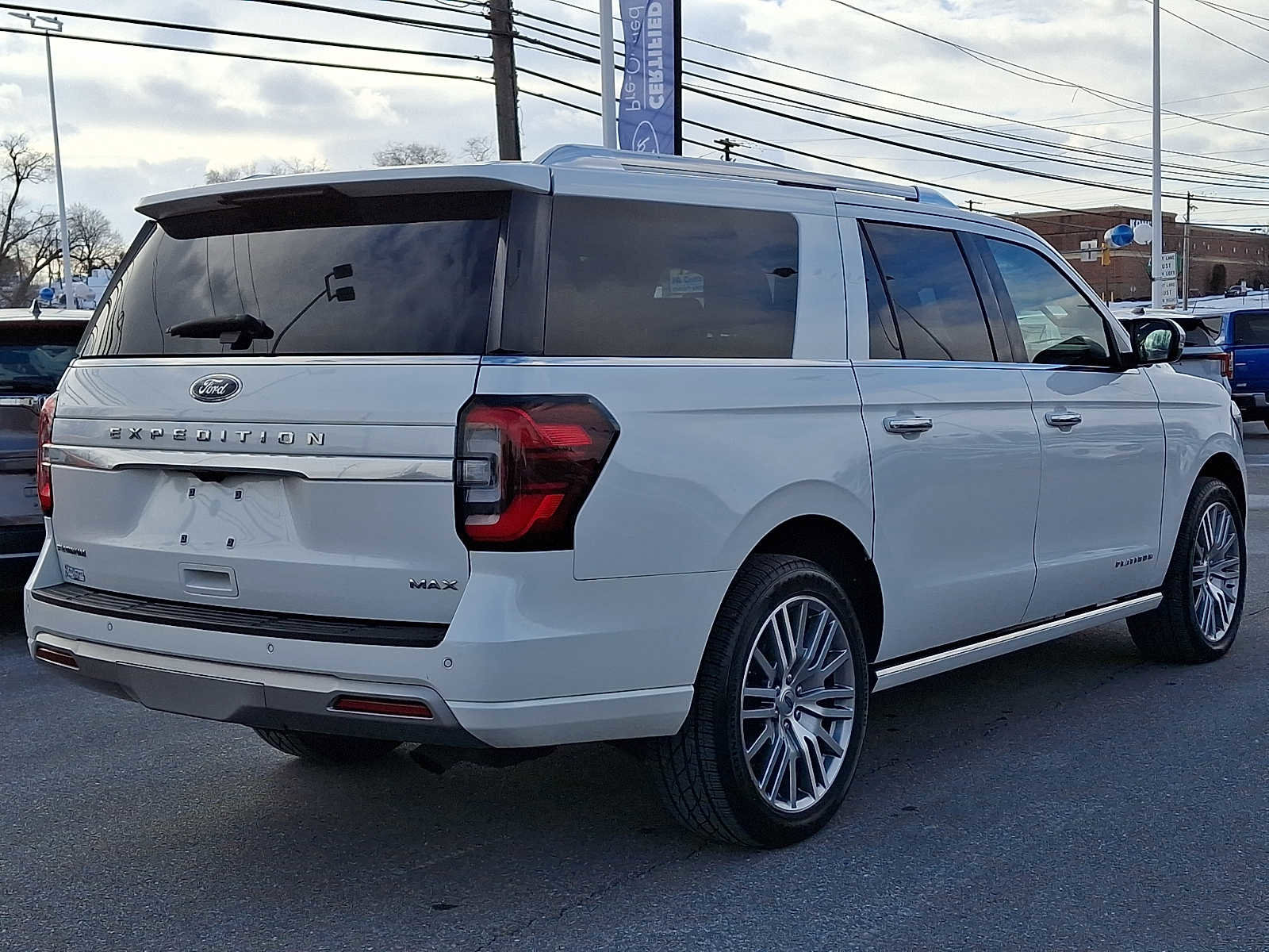 Certified 2022 Ford Expedition Max Platinum image 6