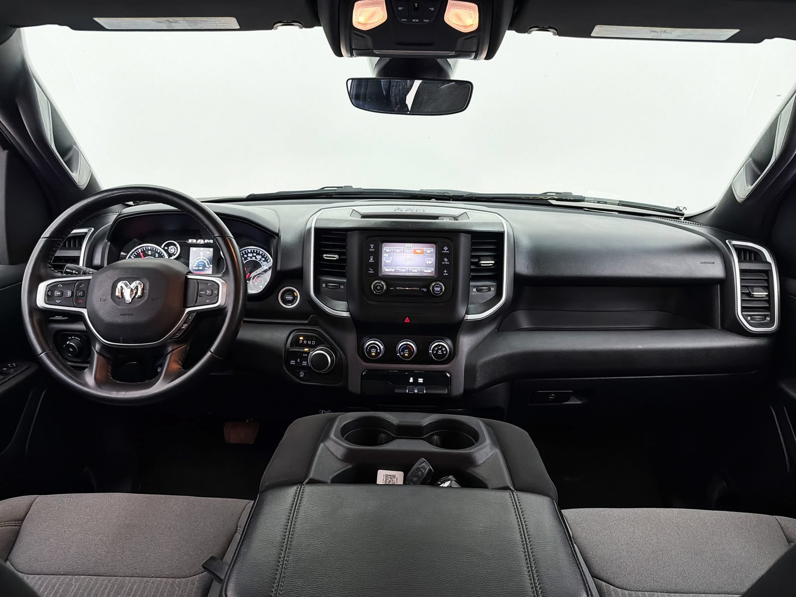 Used 2023 RAM 1500 4x4 Crew Cab image 23
