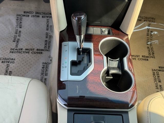 Used 2012 Toyota Camry XLE FWD image 17