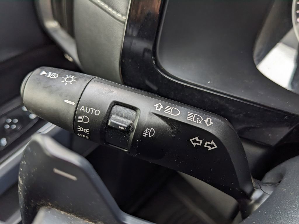 Used 2024 Nissan Pathfinder SL w/ SL Premium Package FWD image 53