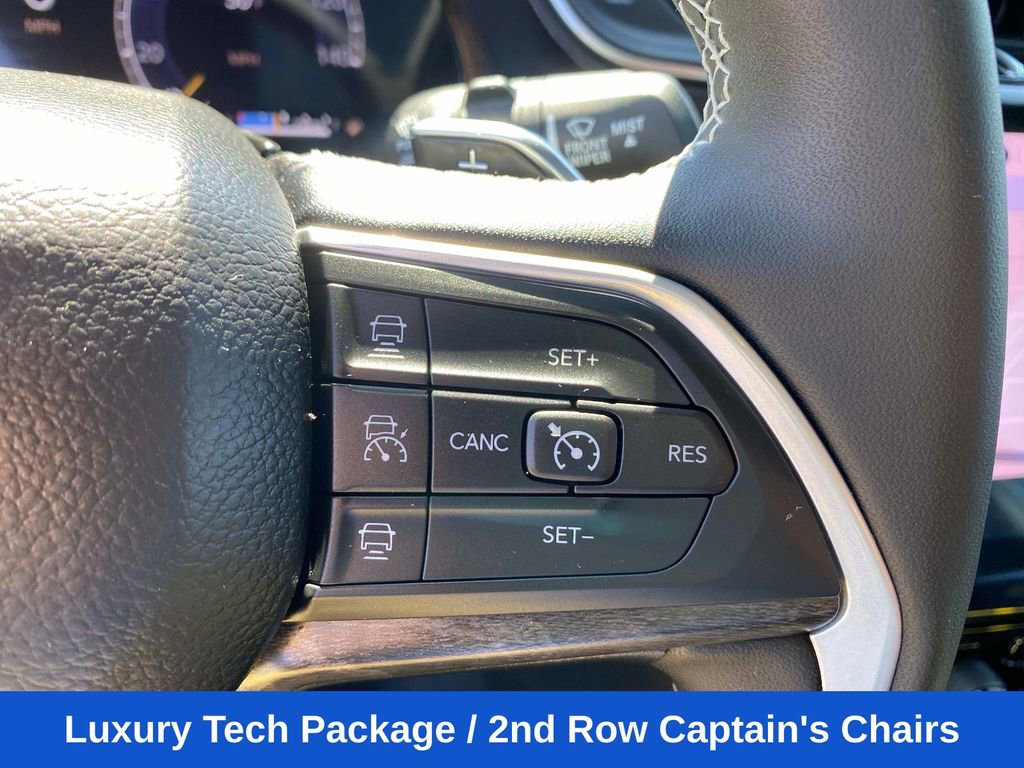 Certified 2025 Jeep Grand Cherokee L Limited w/ Luxury Tech Group II AWD/4WD image 19