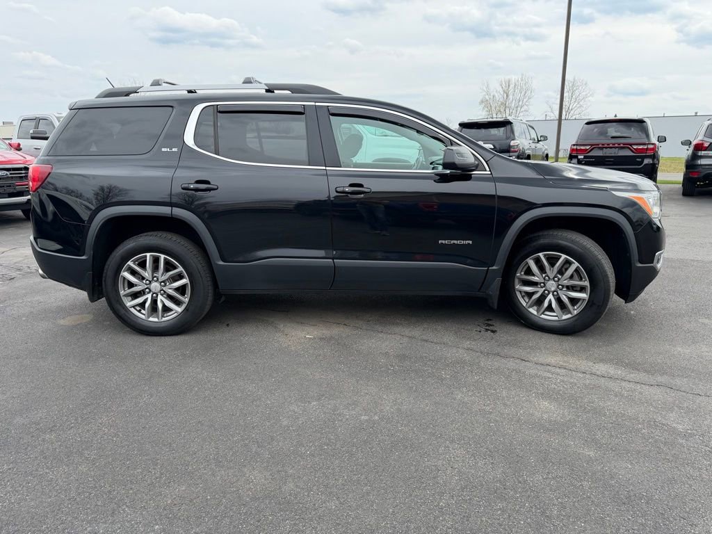 Used 2018 GMC Acadia SLE w/ Driver Alert Package I AWD/4WD image 4