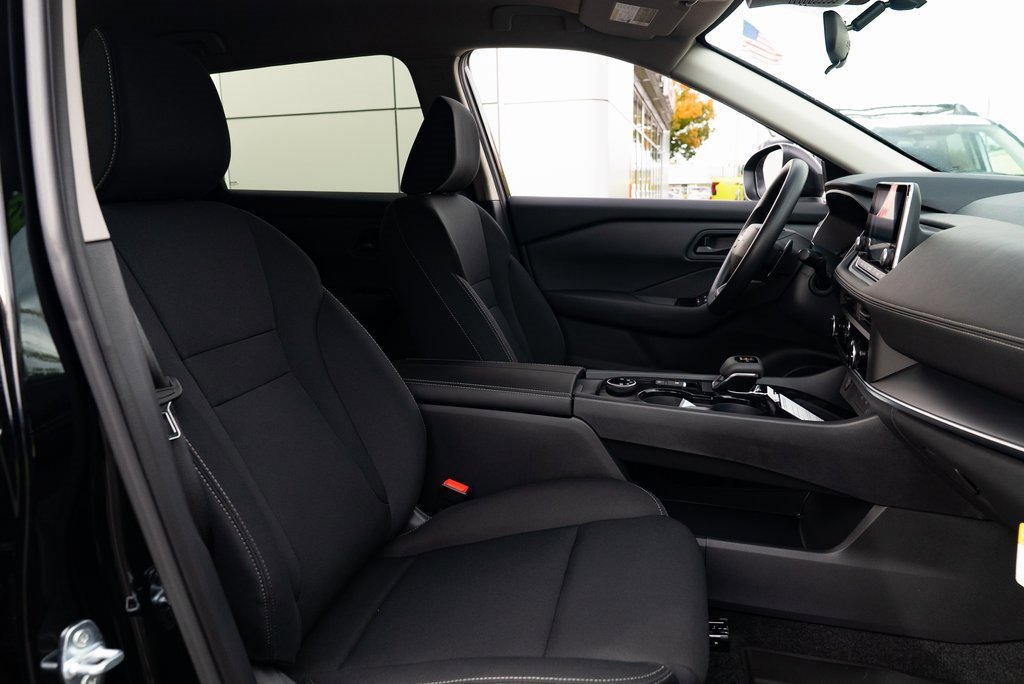 New 2026 Nissan Rogue S image 23