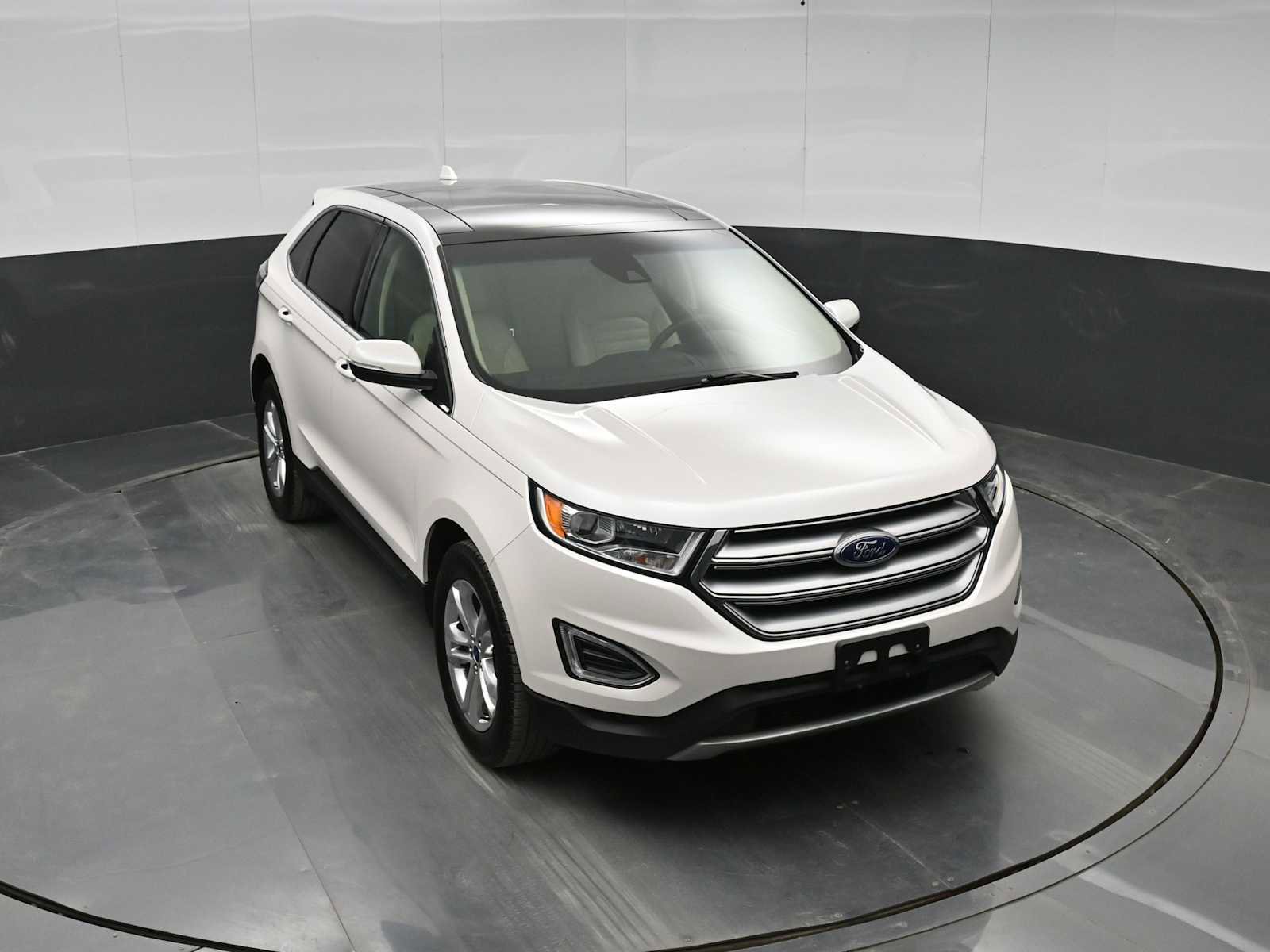 Used 2018 Ford Edge SEL w/ Equipment Group 201A image 23