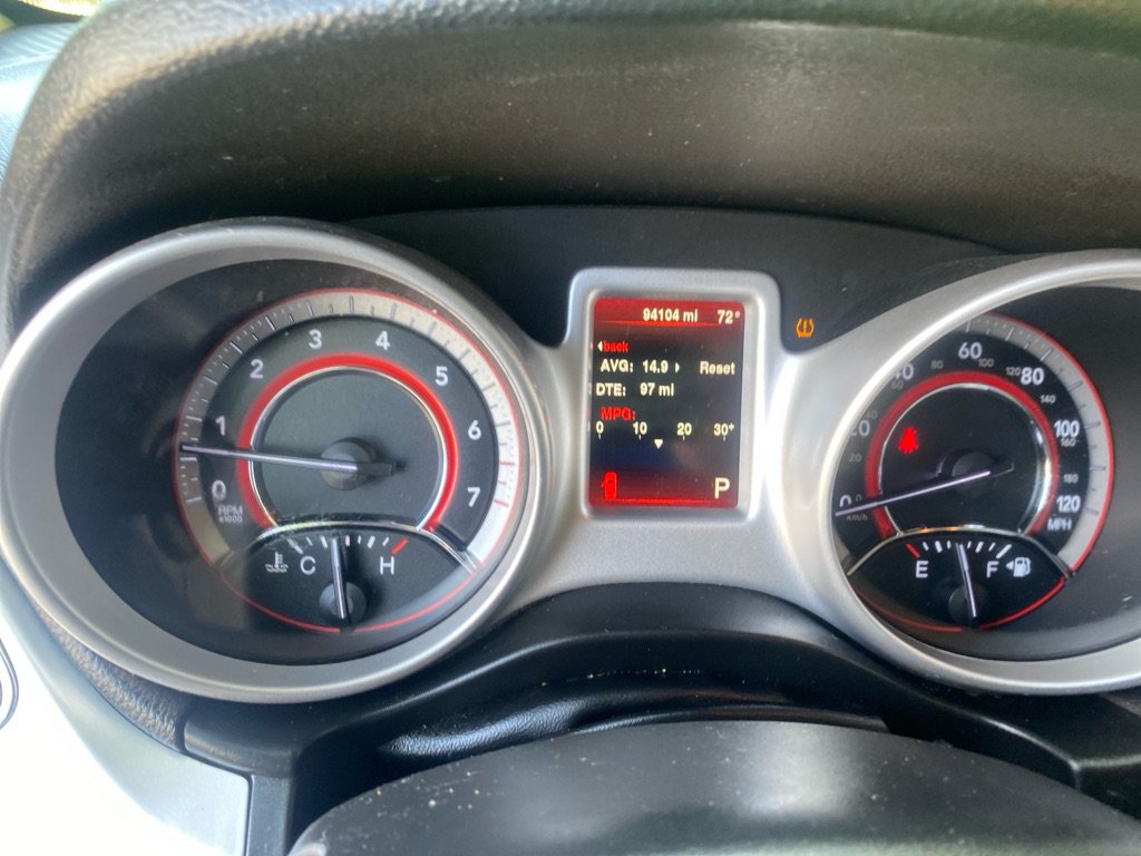 Used 2016 Dodge Journey SE w/ Flexible Seating Group FWD image 12