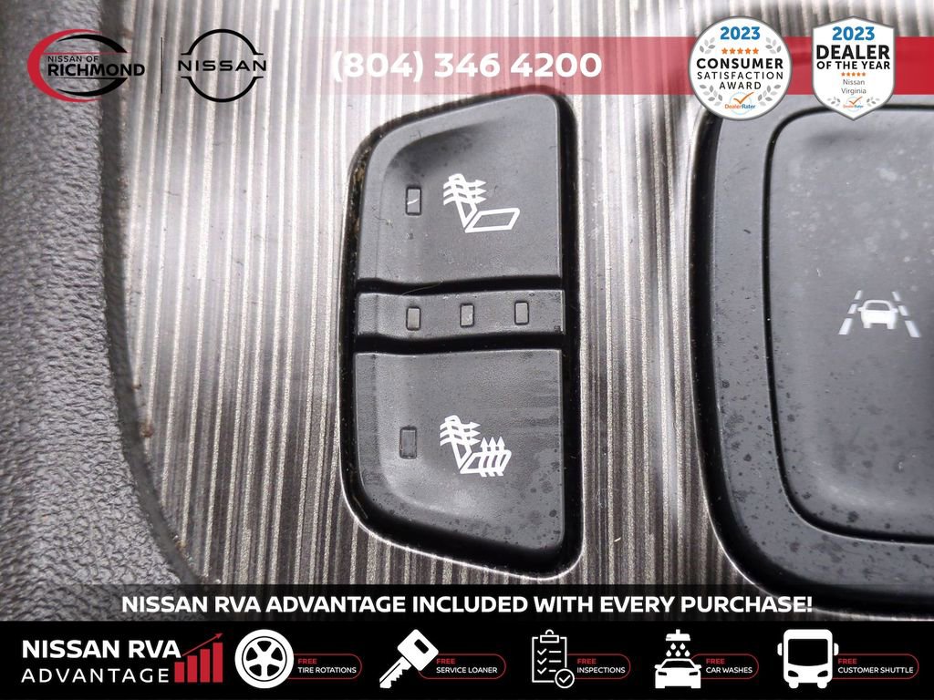 Used 2023 GMC Acadia SLT image 24