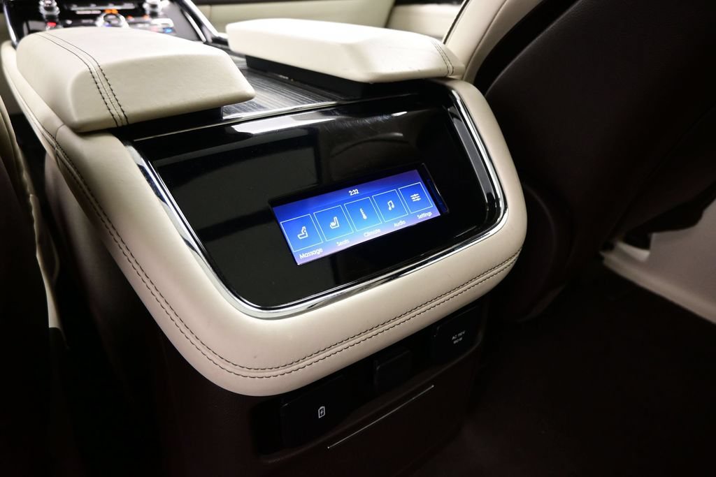 Used 2023 Lincoln Navigator L Black Label AWD/4WD image 39