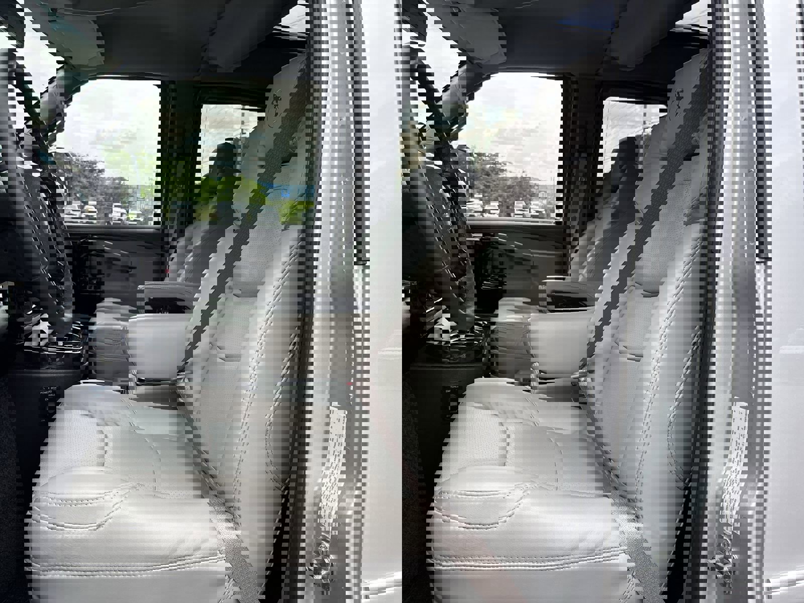 New 2025 Chevrolet Express 2500 Extended w/ Driver Convenience Package image 14