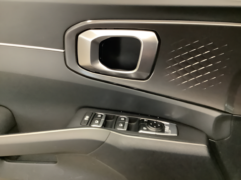 Certified 2026 Kia Sorento EX AWD/4WD image 16
