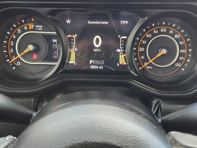 Used 2025 Jeep Gladiator Mojave AWD/4WD image 15