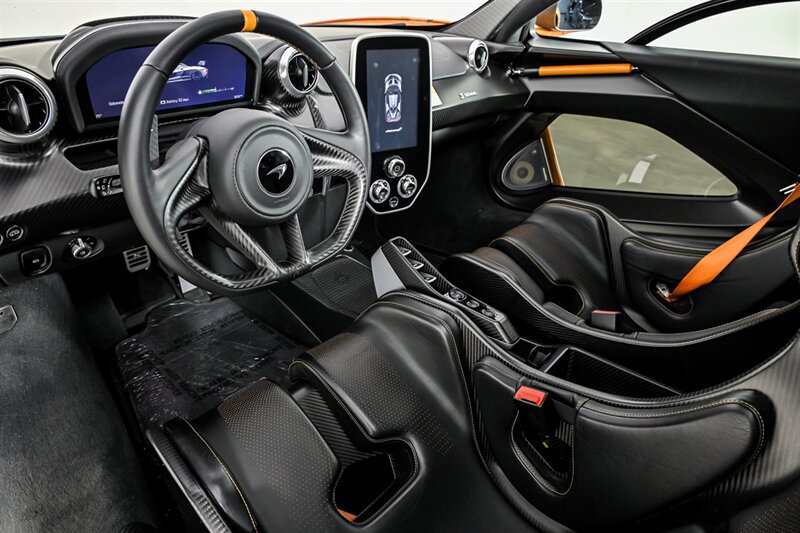 Used 2019 McLaren Senna RWD image 25