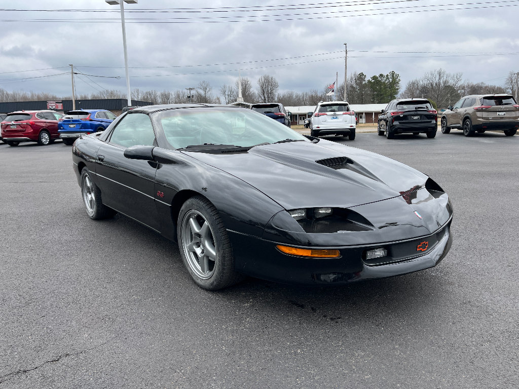 Used 1996 Chevrolet Camaro Z28 RWD image 12