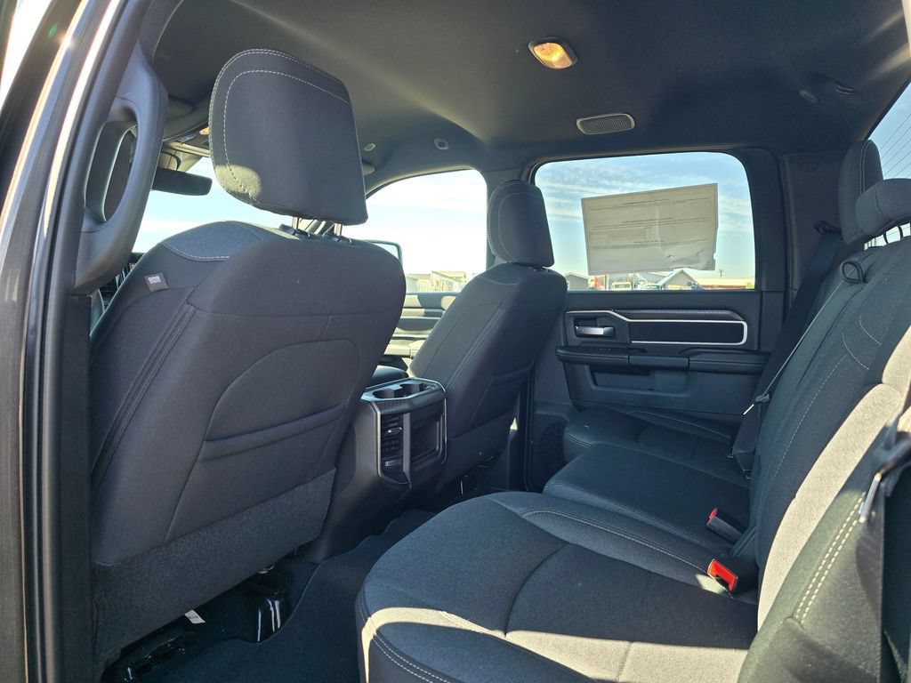 New 2026 RAM 3500 Big Horn AWD/4WD image 11